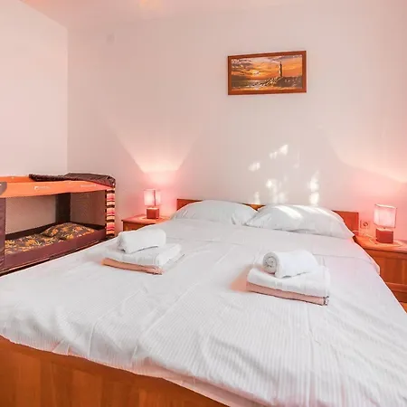 Nur 350 Meter Zum Mit Meerblick Apartment Baska (Krk)